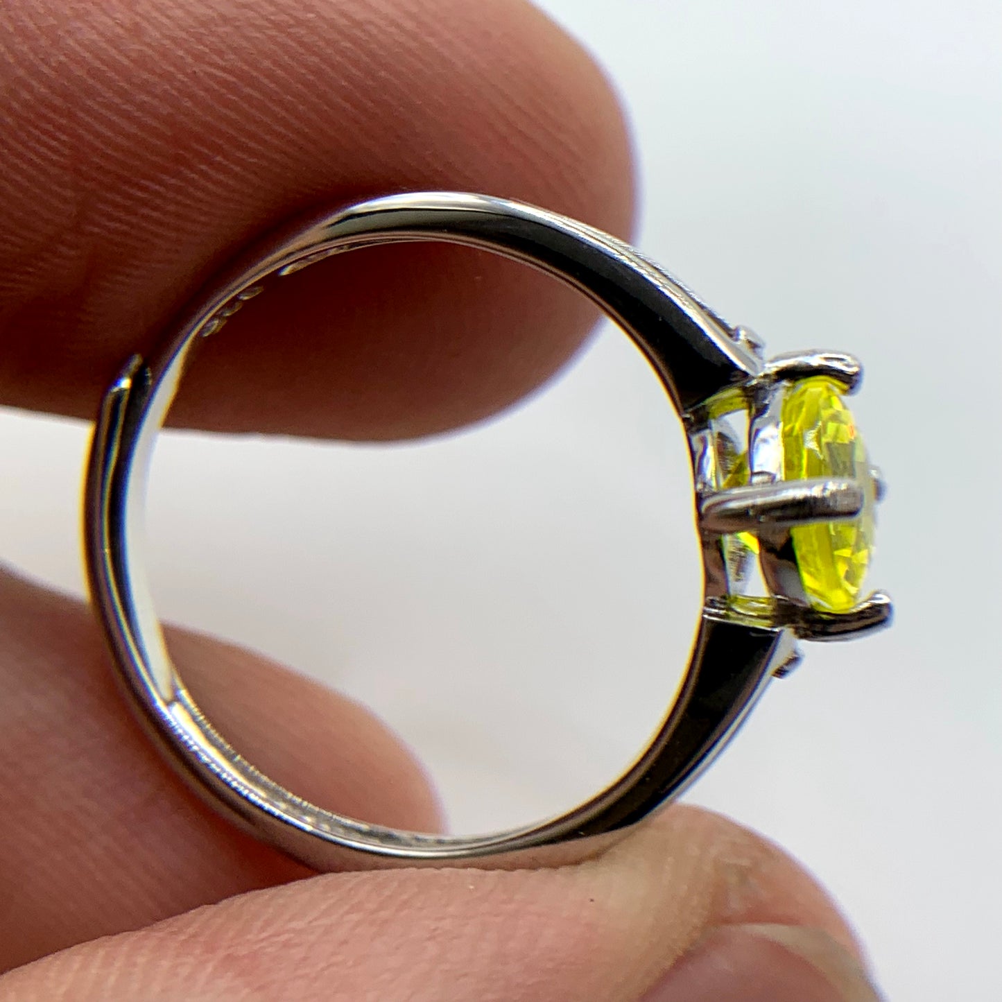 0.7CT GAGG 925 Silver Ring