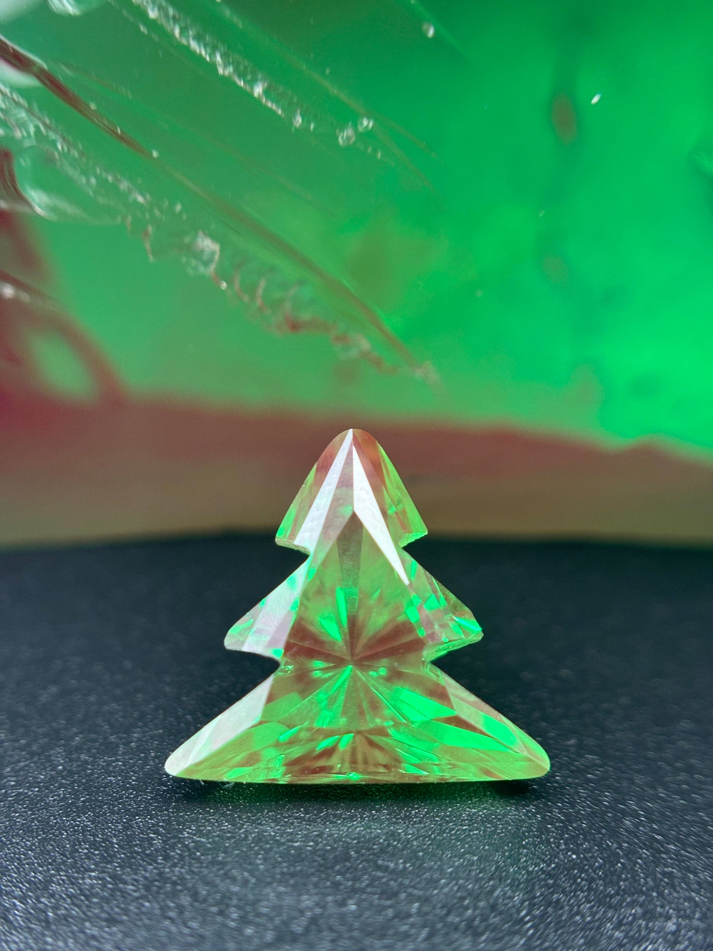 7.8CT Cr(3+)YAG Christmas Tree Gem