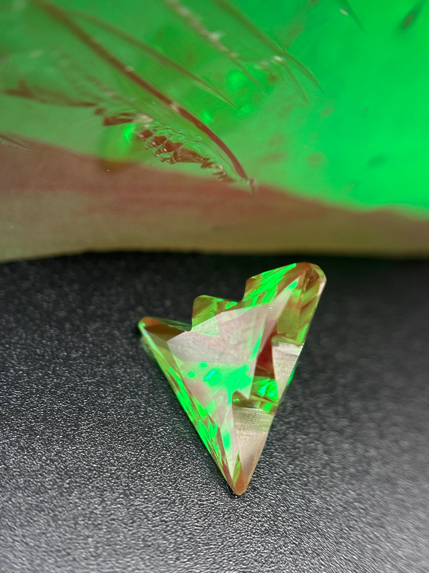 7.8CT Cr(3+)YAG Christmas Tree Gem