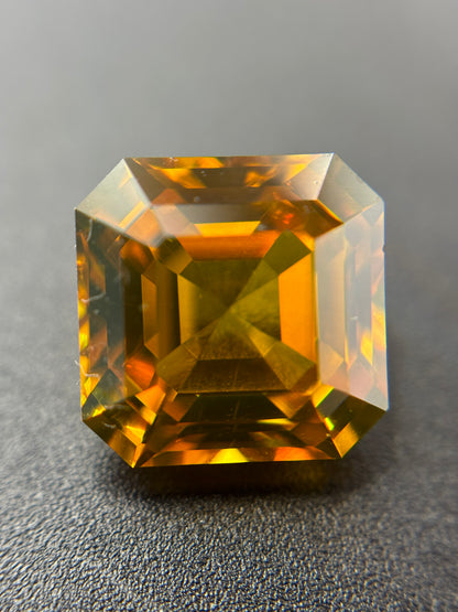 7.05CT Nd:Ce YAG Gem