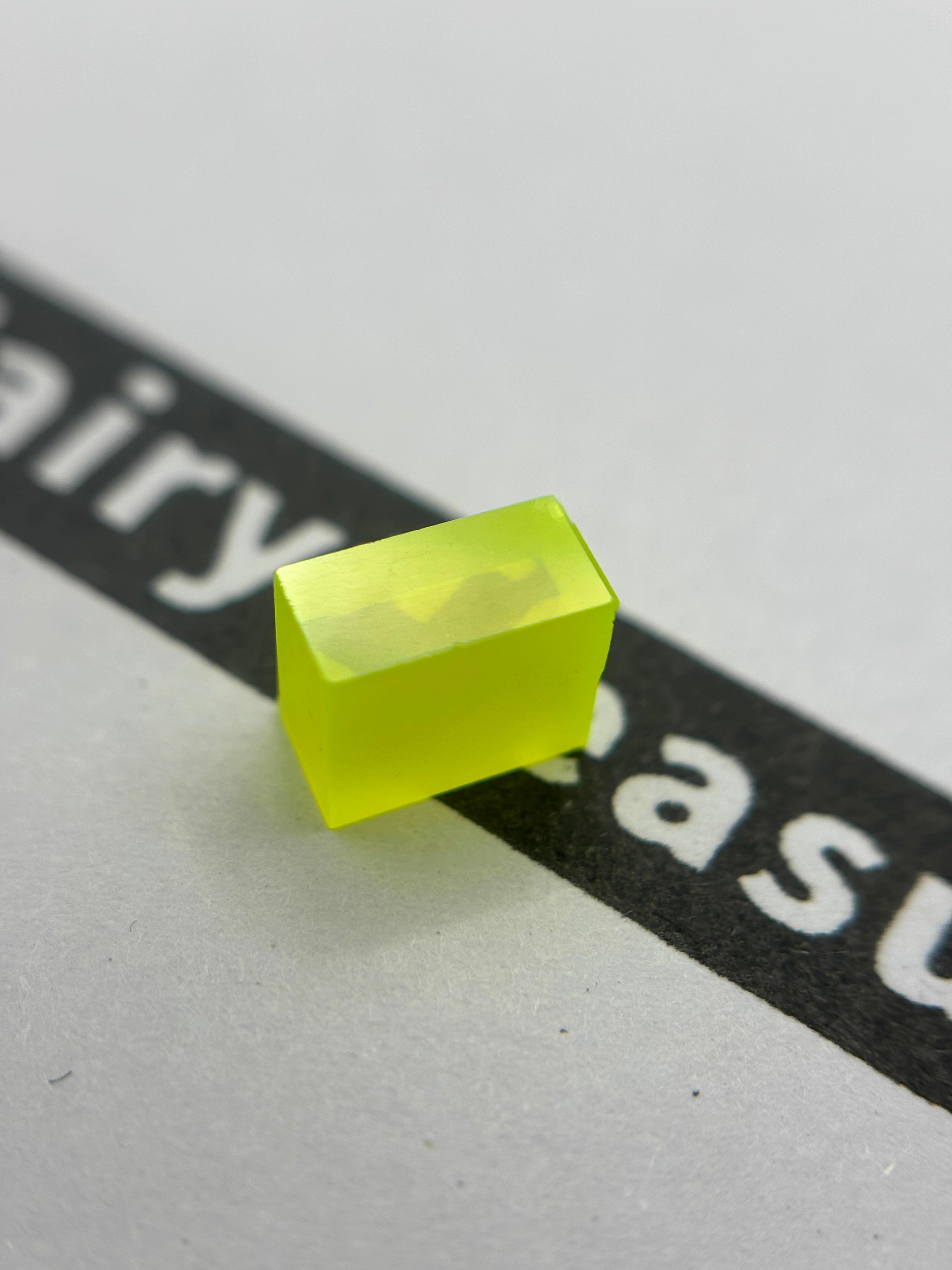 Fairytreasury - High Luminescence LUAG Lutetium Aluminium Garnet